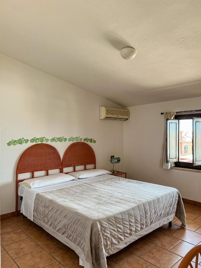 Albergo Ristorante Locanda Rosella Giba 외부 사진