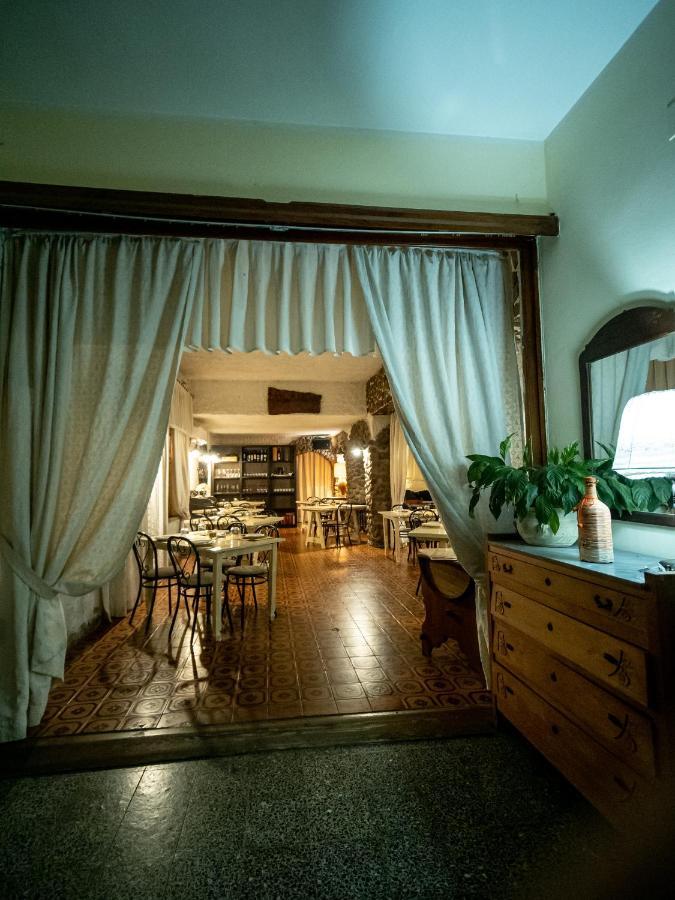 Albergo Ristorante Locanda Rosella Giba 외부 사진