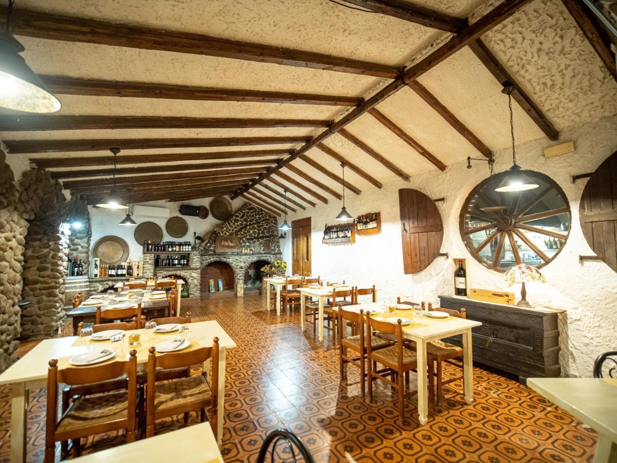 Albergo Ristorante Locanda Rosella Giba 외부 사진